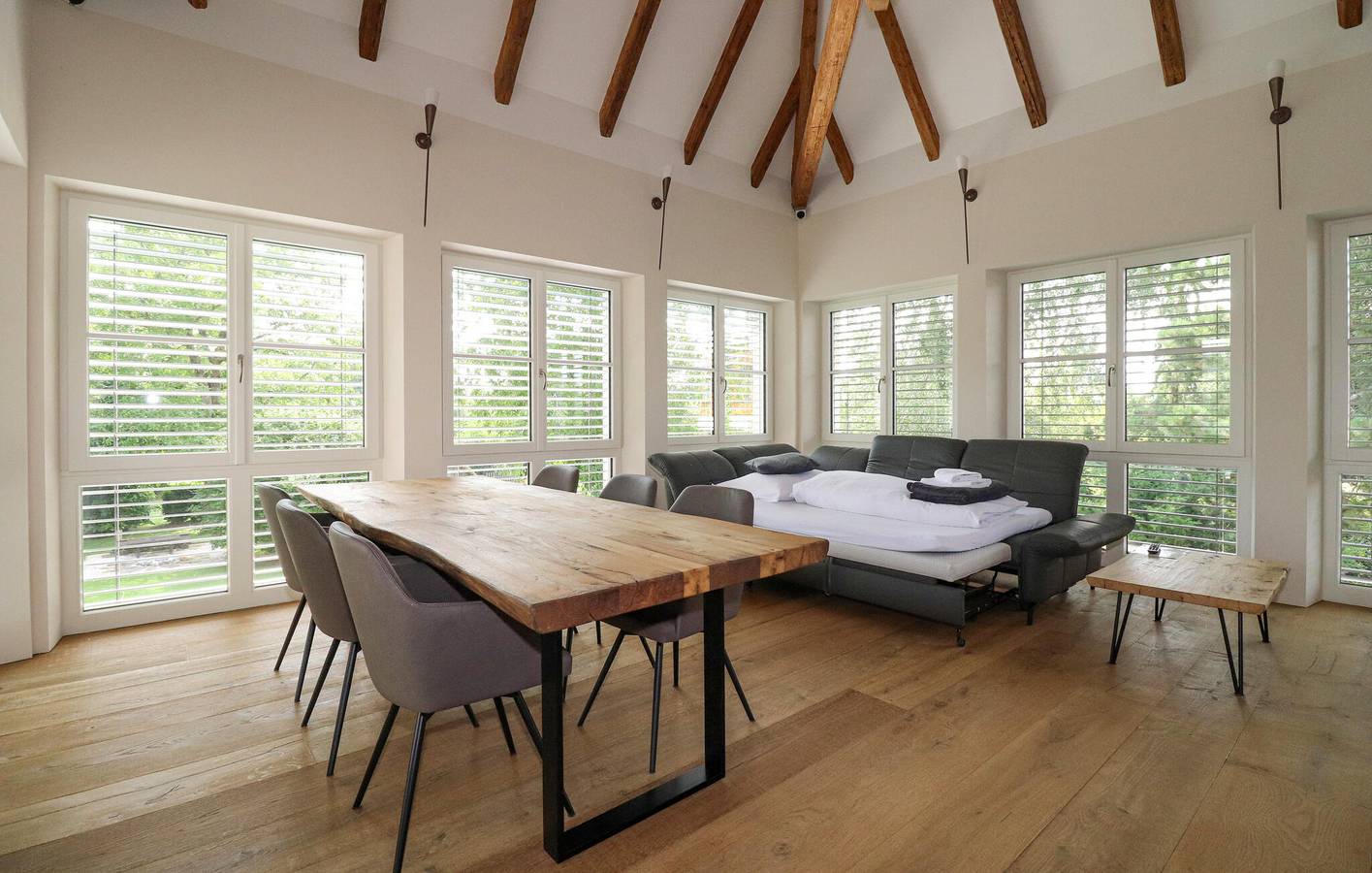 Ganze Ferienwohnung, Gemütliche Terrassenwohnung mit WiFi und Parkplatz in Steyr-Land