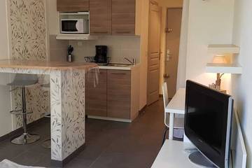 Appartement De Vacances pour 2 Personnes dans Bussy-Saint-Georges, Seine-et-Marne, Photo 2