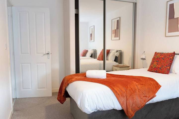 Maison 7 Couchages avec Jardin in Wolverhampton, Région de Birmingham