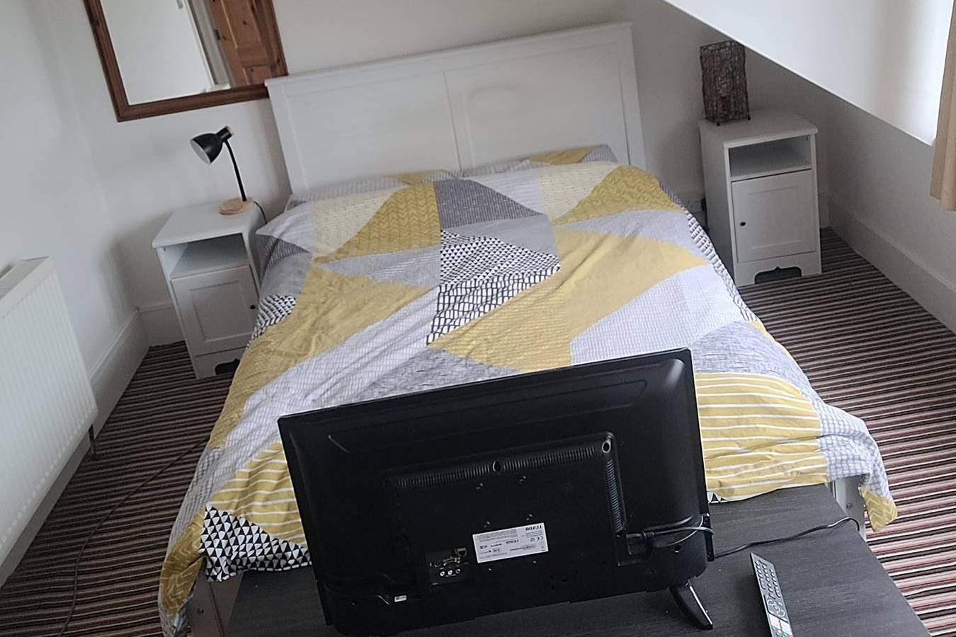Ganze Ferienwohnung, Pet-Friendly 2-Bed Apt, Sleeps 5, 10 mins to Beach in Ramsgate, Kent