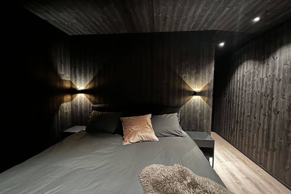 Unique cabin with high standard, view, ski-in/out located at the top of Fagerlia in Meråker