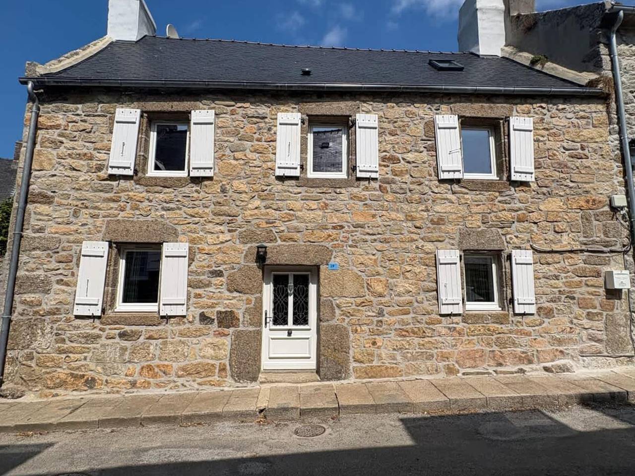 Renoviertes Küstensteinhaus in Lanildut in Lanildut, Brest und Umgebung