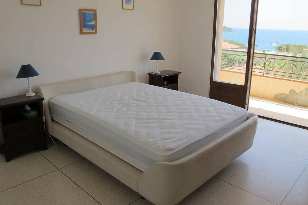 Geheel appartement, Très bel appartement 3 pièces proche de la mer et in Agay, Saint-Raphaël