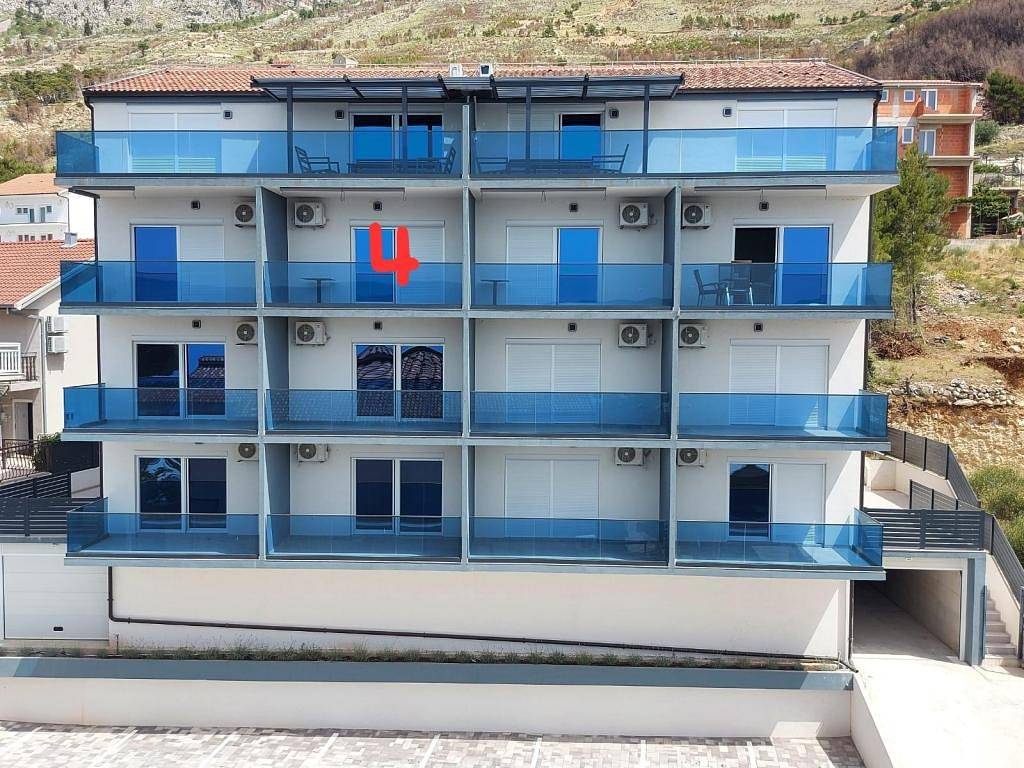 Appartamento vacanze a Omiš-Riviera a partire da 115€ a notte