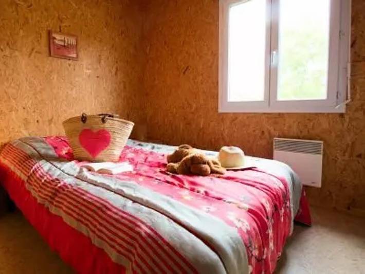 Chalet pour 6 personnes, avec bassin pour enfant et sauna dans Haute-Marne - 2