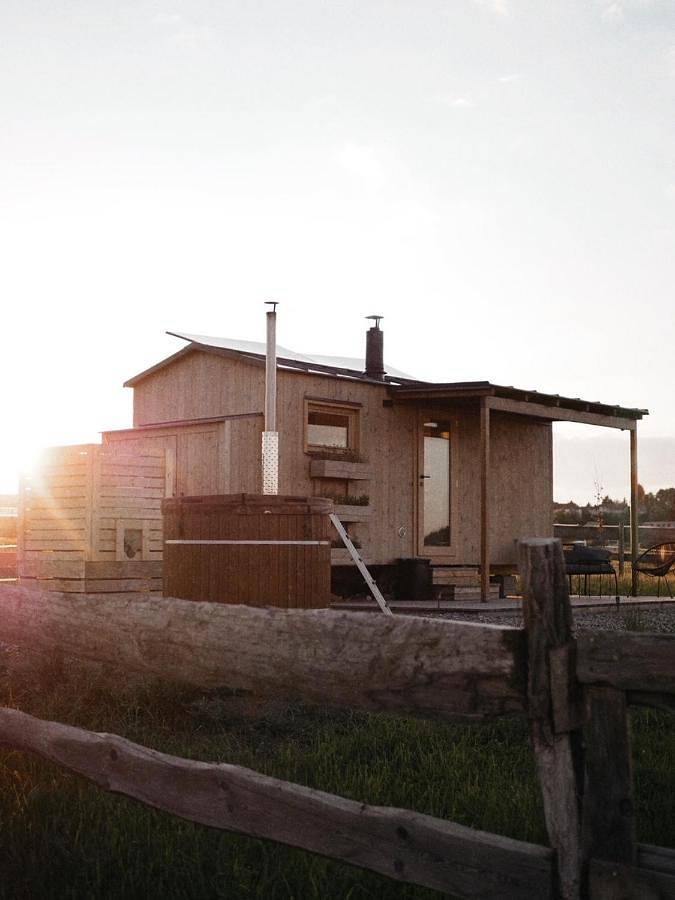 Domek letniskowy dla 2 osób, z taras i basen oraz ogród i jacuzzi w Czechy