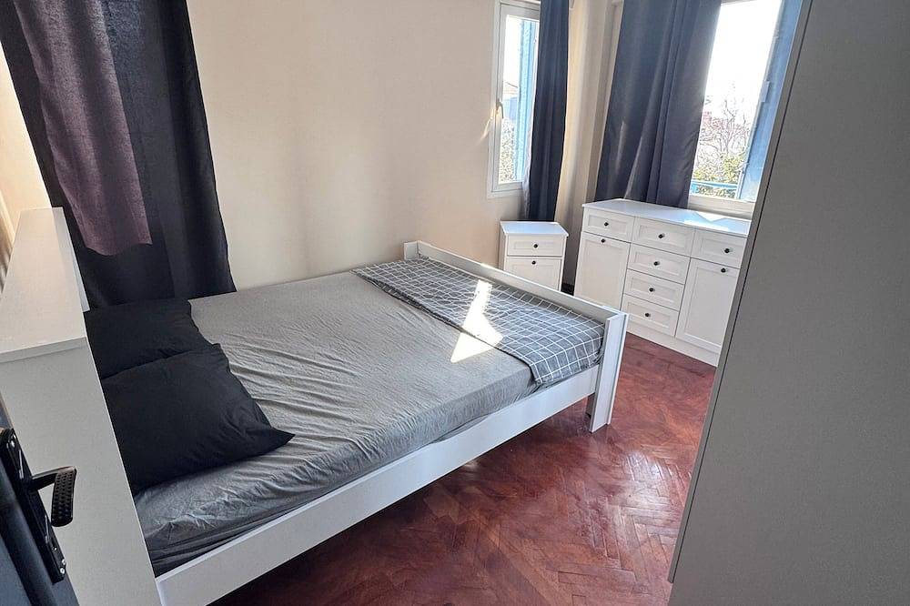 Şık ve Huzurlu Merkezde Tatilevi in Kusadasi, Aydın Province
