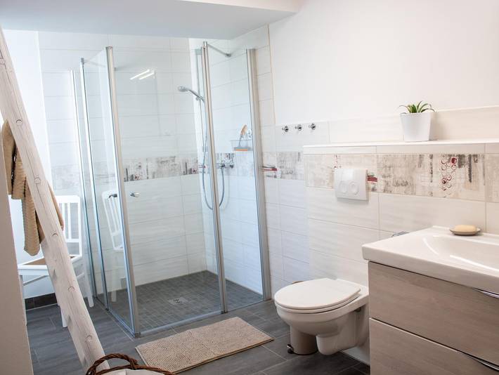 Ganze Ferienwohnung, Appartement/Fewo, Dusche oder Bad, Wc, 1 Schlafrau in Lunzenau, Chemnitz und Umgebung