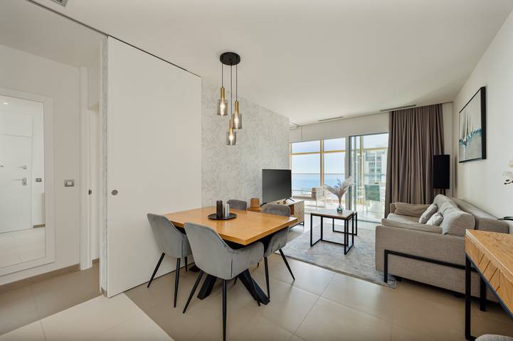 Apartamento entero, Intempo by Holuxe - 143 - 14th floor in Benidorm, Costa Blanca