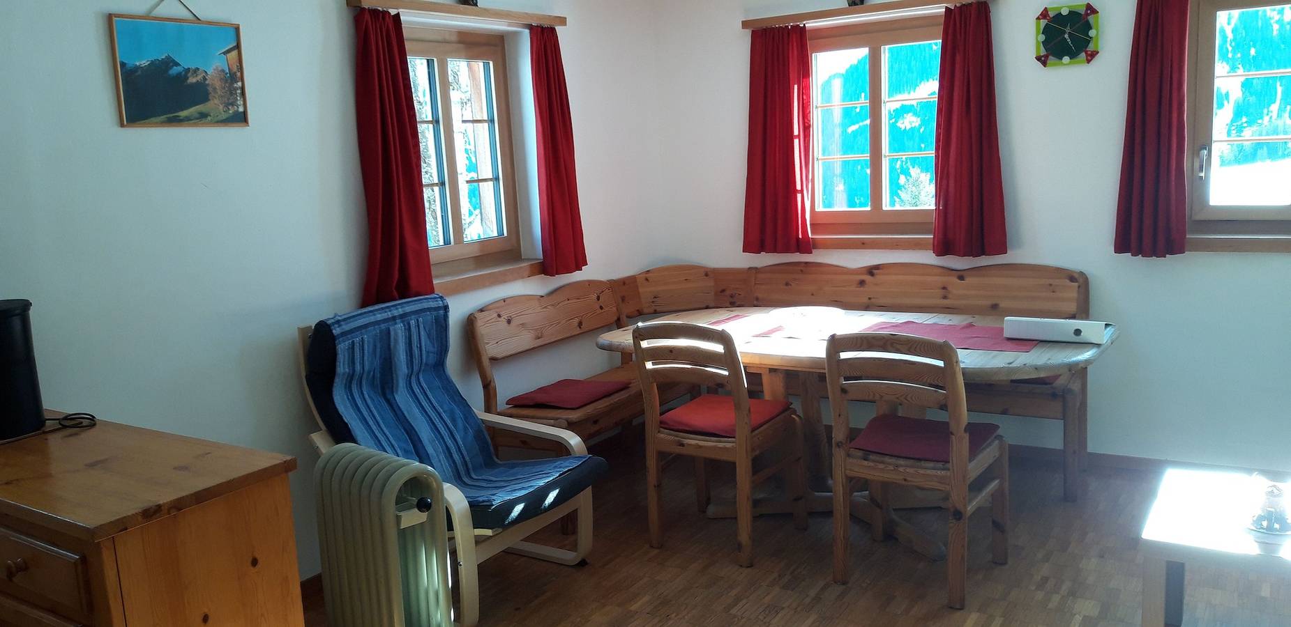 Entire holiday apartment, "Hof Gross Gada" on the ski piste in Tschappina, Lepontine Alps