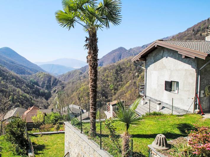 Ferienwohnung für 4 Personen, mit Garten und Balkon, mit Haustier am Lago Maggiore