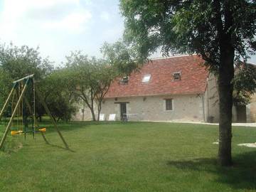 Gîte pour 7 personnes, avec jardin et terrasse, animaux acceptés à Betz-le-Château