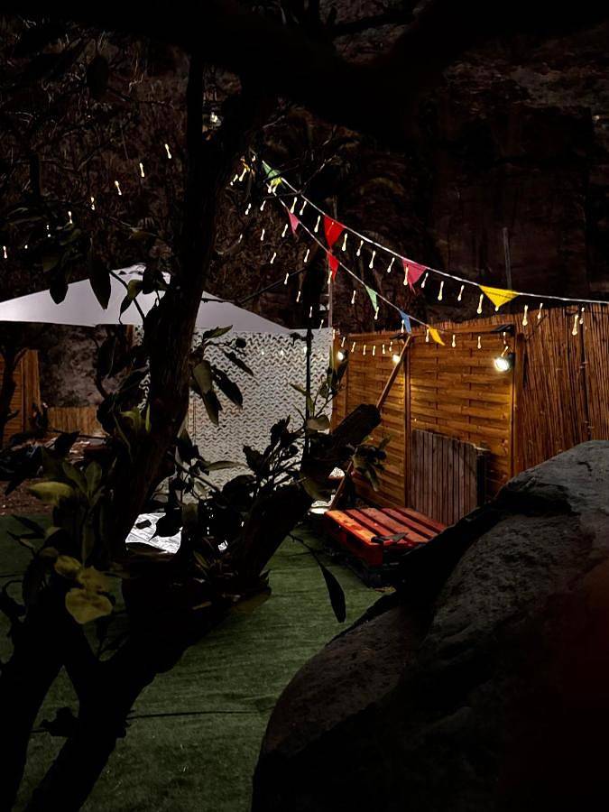 Tente pour 2 personnes, avec jardin et vue, animaux acceptés