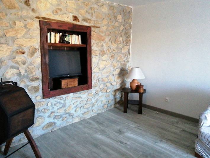 Gîte pour 6 personnes, avec jardin et terrasse à Vernoux-en-Vivarais - 2