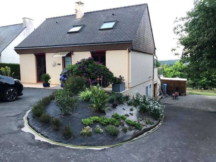 Location de vacances pour 3 personnes, avec jardin ainsi que vue et terrasse à Sainte-Marie (Ille-et-Vilaine) - 2