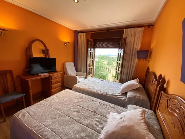 Hotel für 2 Personen, mit Ausblick und Garten - 1