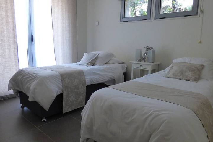 Gîte pour 8 personnes, avec jardin, animaux acceptés à Collobrières - 4