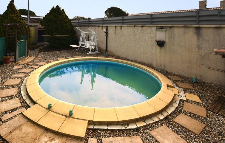 Location de vacances pour 2 personnes, avec terrasse et jardin à Caromb - 2