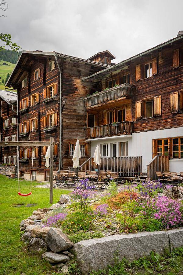 Hotel für 2 Personen, mit Terrasse und Garten in Safiental