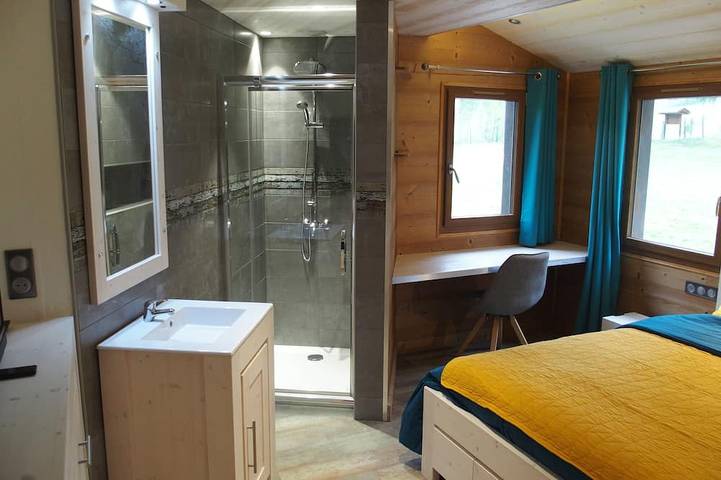 Gîte pour 7 personnes, avec terrasse, animaux acceptés à Servières-le-Château - 4