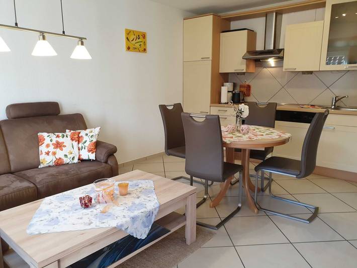 Ferienwohnung für 5 Personen, mit Terrasse, kinderfreundlich in Horumersiel - 2