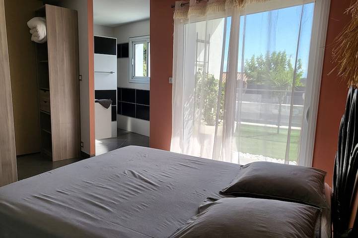 Location de vacances pour 10 personnes, avec jacuzzi et jardin à Cers - 3