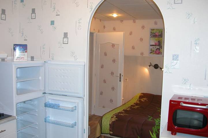 Gîte pour 2 personnes, avec jacuzzi et terrasse à Néris-les-Bains - 2