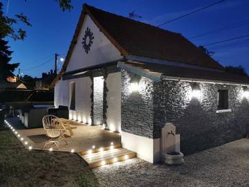 Gîte pour 4 personnes, avec piscine ainsi que jacuzzi et jardin à Chaon