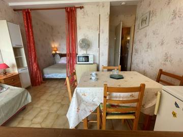 Appartement De Vacances pour 4 Personnes dans Saint-Cyprien-Plage, Saint-Cyprien, Photo 2