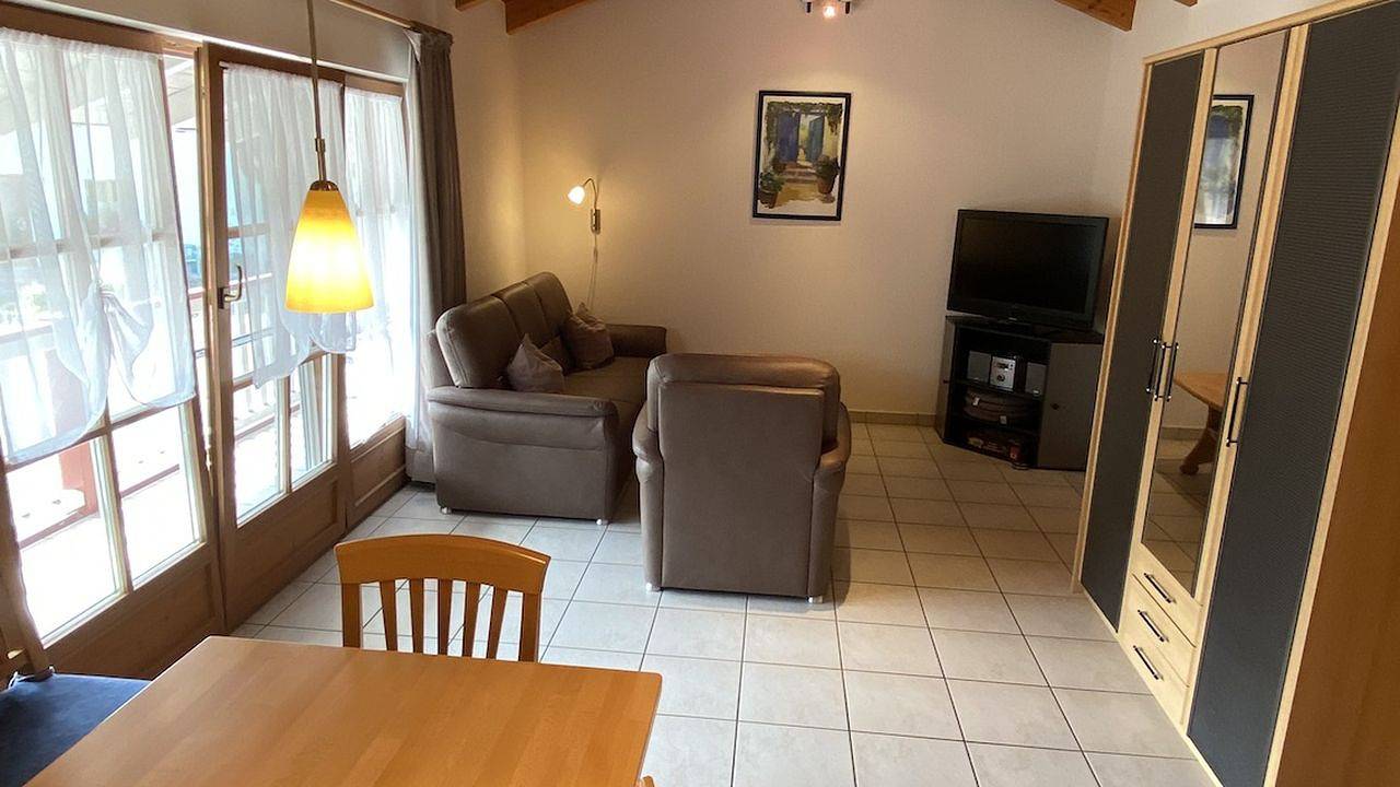 Ganze Ferienwohnung, Ferienwohnung für 4 Personen (45 m²) in Waging in Waging am See, Rupertiwinkel