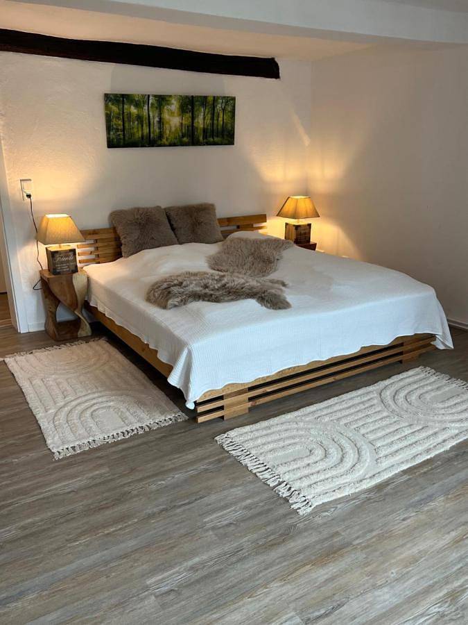 Ferienwohnung für 6 Personen, mit Ausblick in Melsungen