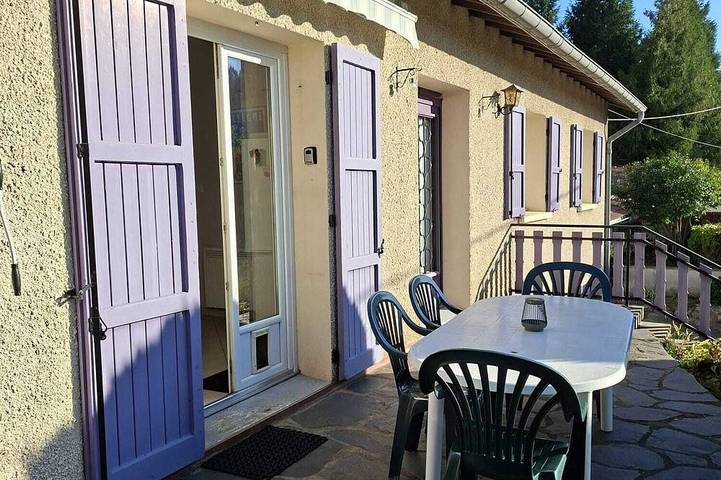 Location de vacances pour 6 personnes, animaux acceptés à Allègre - 4