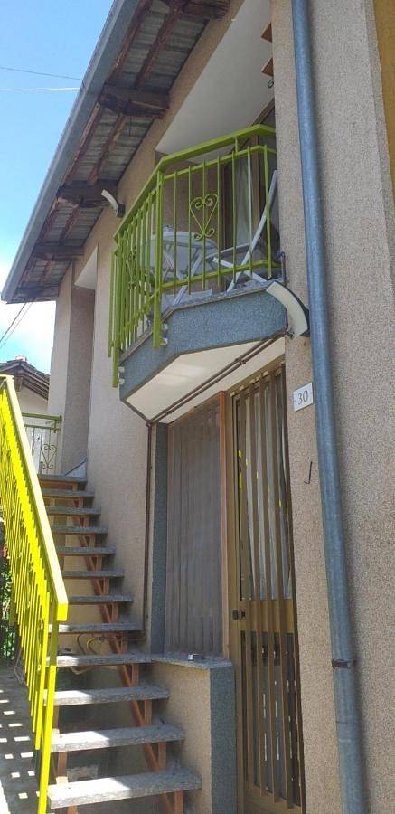 Location de vacances pour 4 personnes, avec jardin et vue, animaux acceptés à Locana - 3