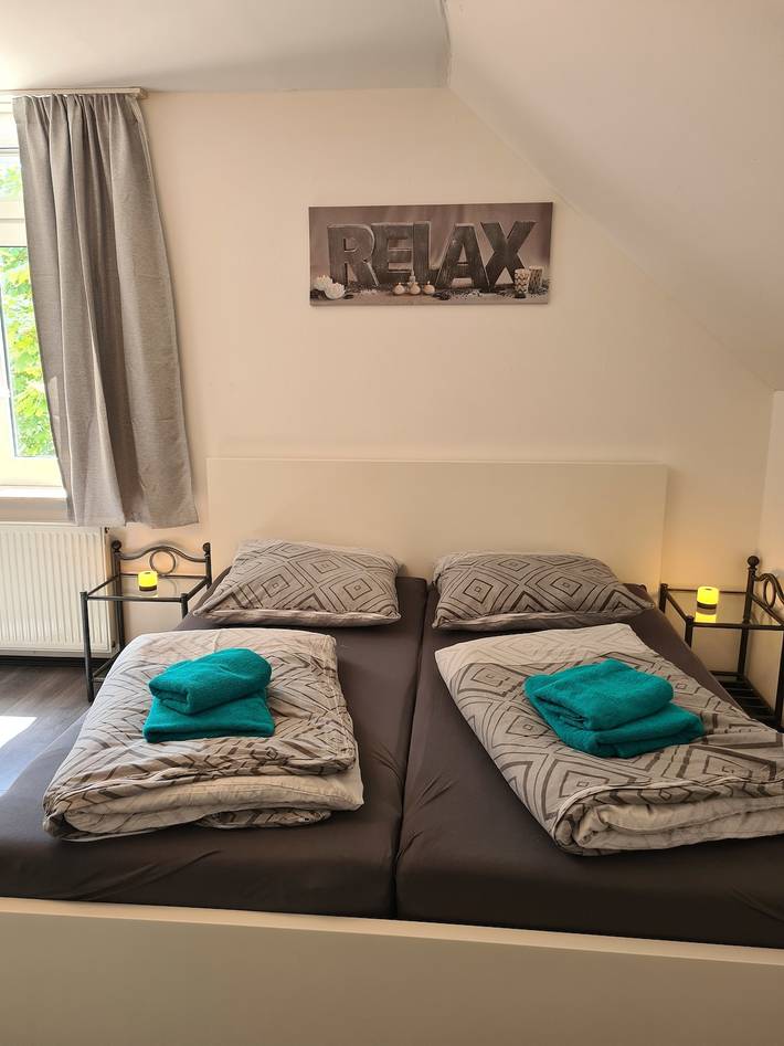 Ganze Ferienwohnung, Ferienwohnung Ruhrperle für 1 bis max. 9 Erwachsene in Marl, Kreis Recklinghausen
