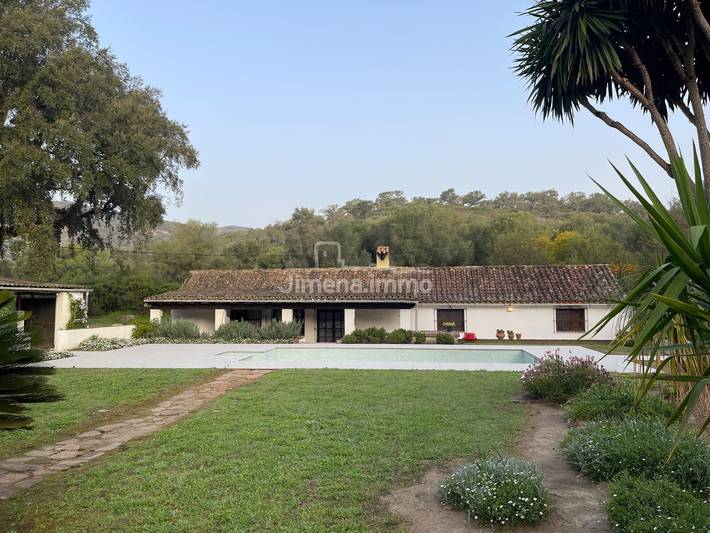 Chalet para 4 personas, con vistas al lago y jardín en Parque natural de Los Alcornocales - 2