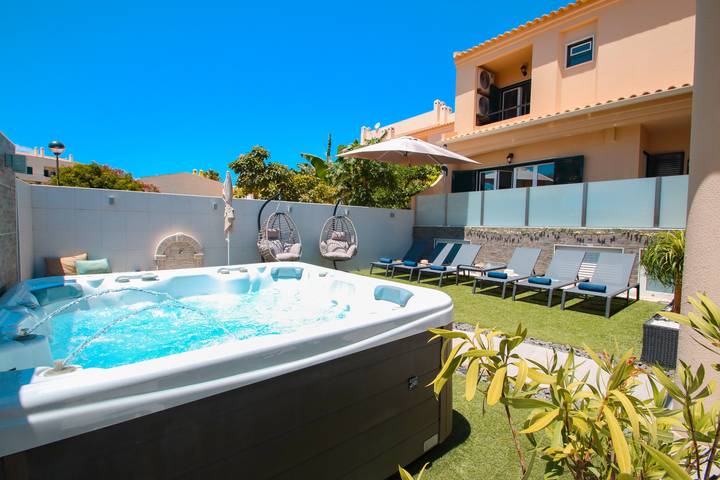 Villa Calypso in Albufeira e Olhos de Água, Distrito de Faro