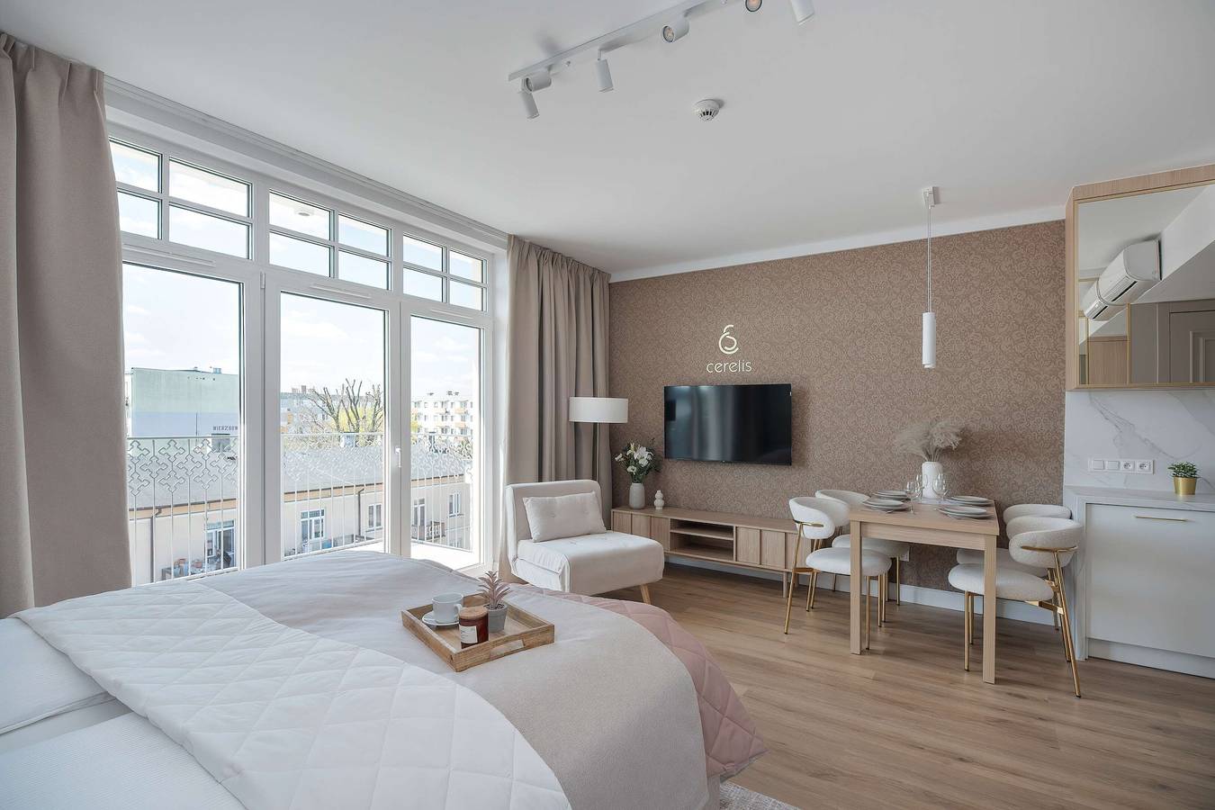 Ganze Wohnung, Stylish Studio with a Balcony | A Place to Work in Ciechocinek, Kujawien-Pommern