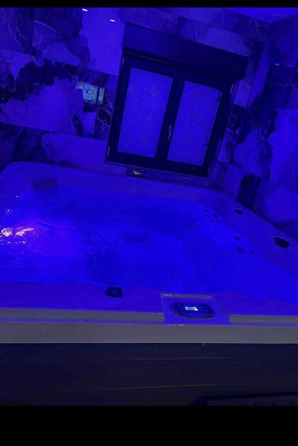 Location de vacances pour 2 personnes, avec jacuzzi à Mazingarbe - 2