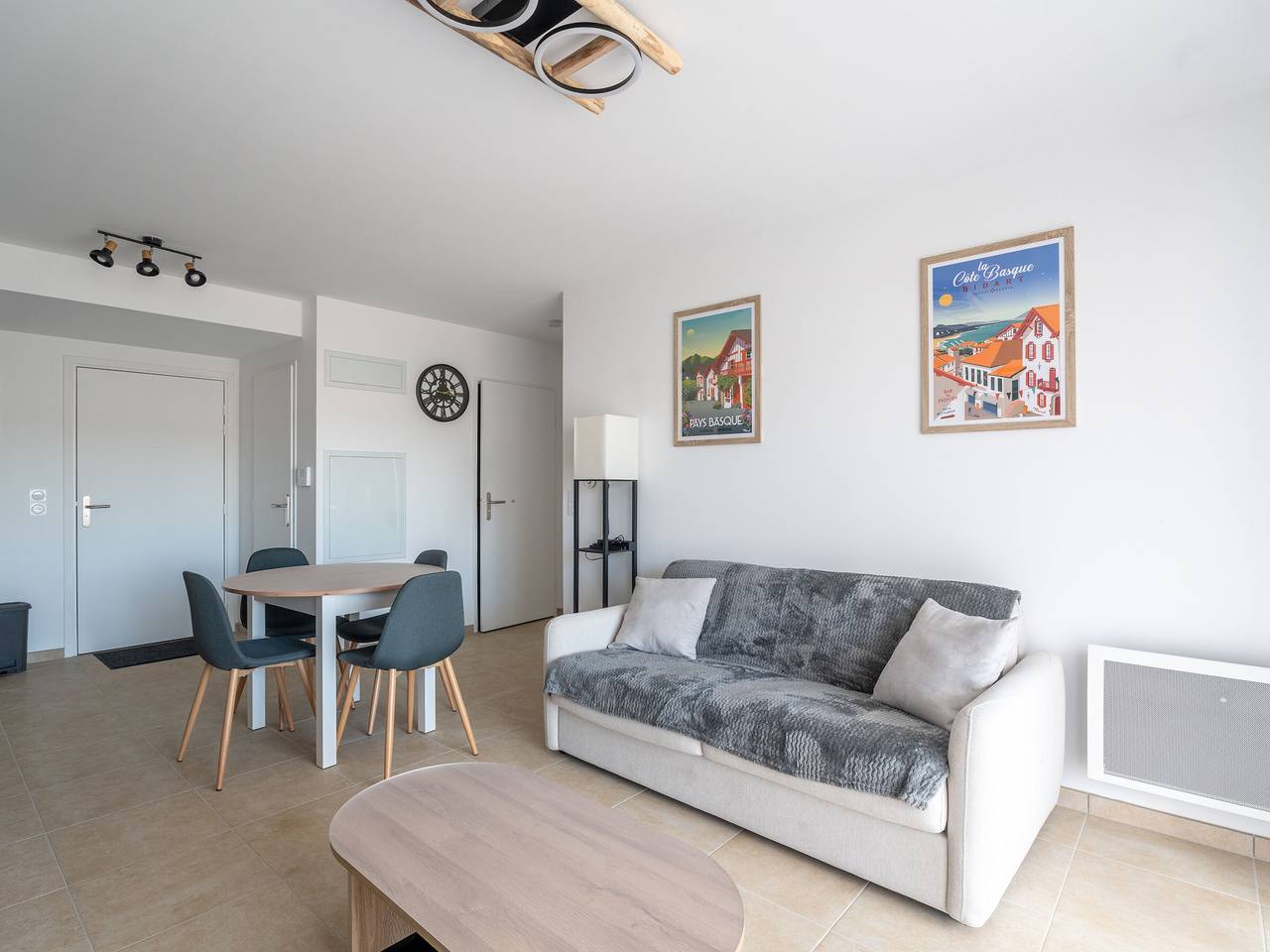 Appartement entier, Beau T2 Neuf avec Jardinet, Parking et Wifi à Mimizan in Mimizan, Côte d’Argent