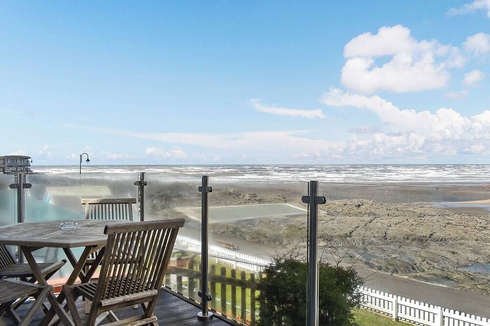 A seaside sanctuary perched on the shores of Westward Ho. in Westward Ho, Hartland Devon Heritage Coast