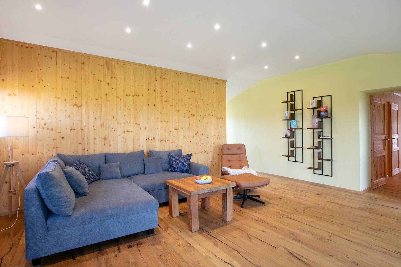 Entire apartment, Apartment 'Im Teichland Linum' with Lake View, Private Terrace and Wi-Fi in Linum (Brandenburg), Fehrbellin