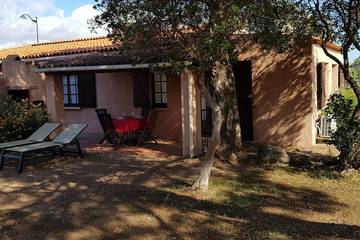 Cottage pour 6 personnes, avec jacuzzi ainsi que terrasse et jardin, animaux acceptés dans Port De Porto Vecchio