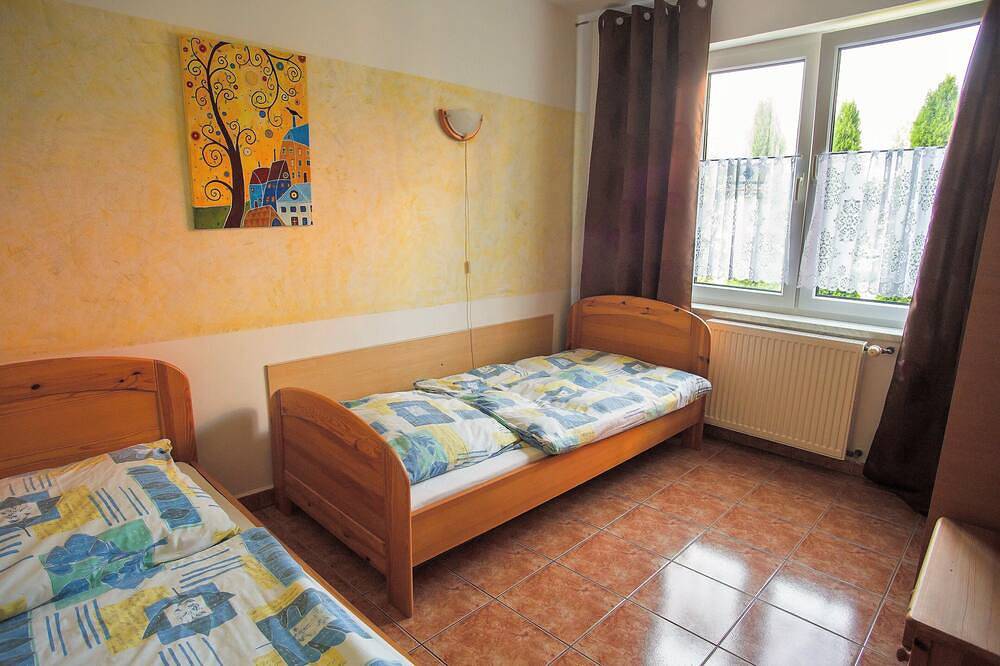 Ganze Wohnung, 3 - Zimmerwohnung mit Terrasse - 450m vom Strand in Rowy, Slowinzischer Nationalpark