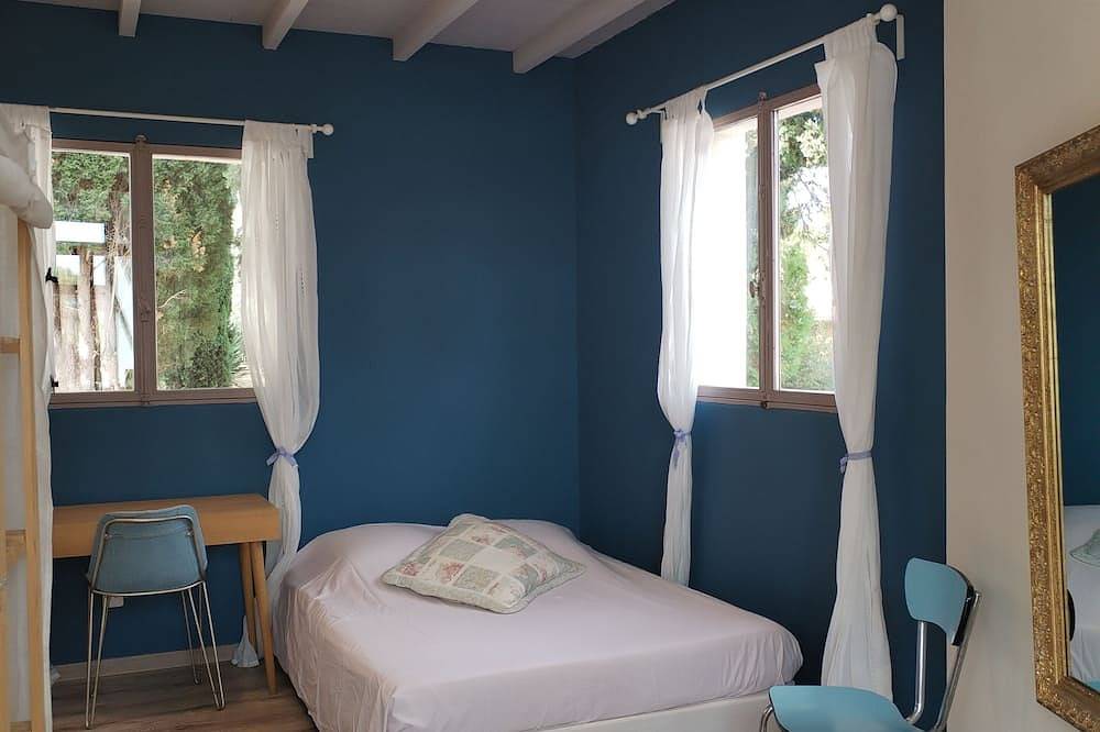 Spacieuse Villa Renove Tres Cosy De Plein Pied Avec Piscine Et Spa in Pujaut, Région de Nîmes