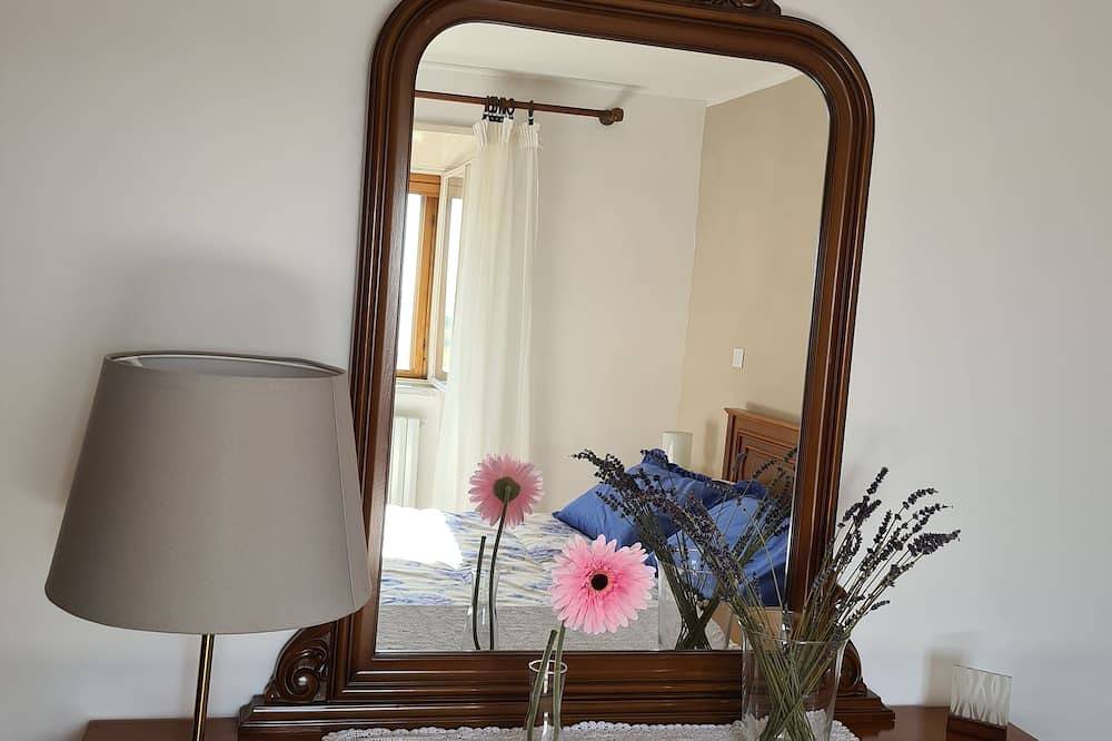 Nonna Dorina in Pietrabbondante, Alto Molise