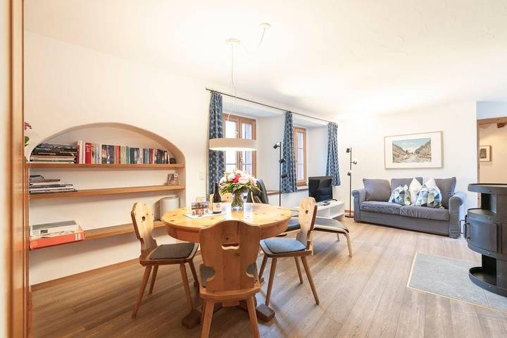 Ferienwohnung für 4 Personen, mit Haustier im Engadin
