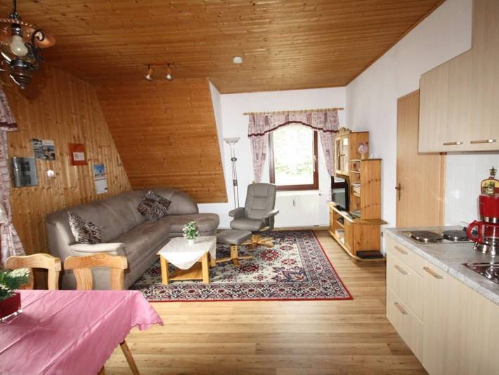 Ferienwohnung für 3 Personen, mit Garten