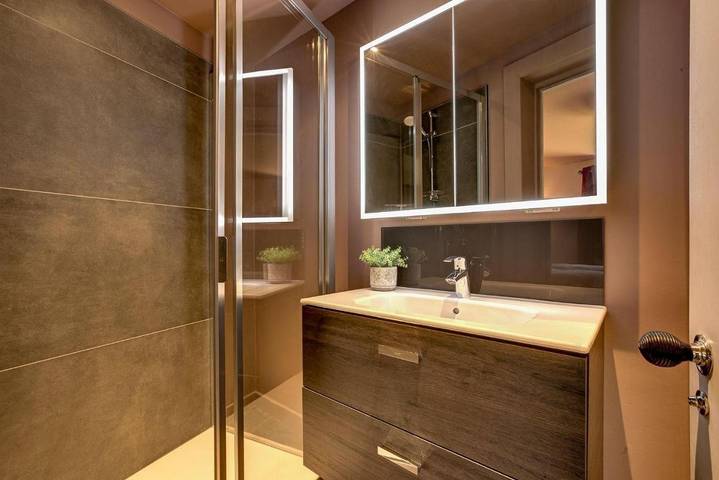 Location de vacances pour 11 personnes, avec jacuzzi et balcon ainsi que jardin et sauna à Les Thuiles - 4