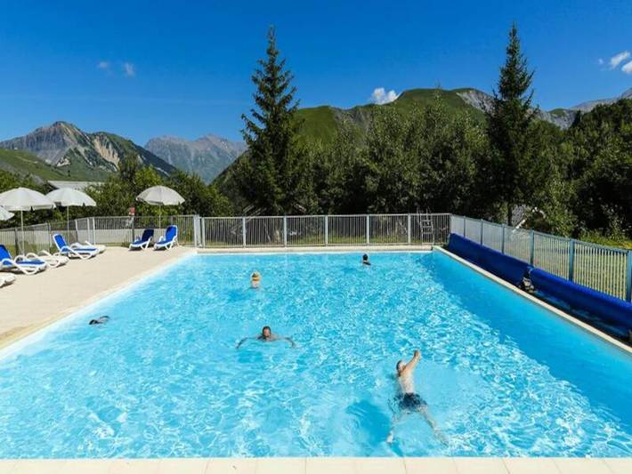 Gîte pour 4 personnes, avec piscine, animaux acceptés dans Col De La Croix De Fer - 4