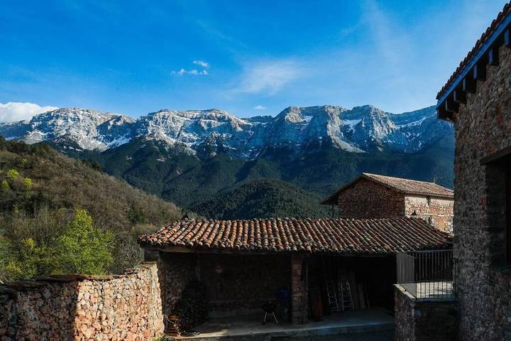 Casa rural para 8 personas, con vistas además de terraza y jardín, Se admiten mascotas en Alto Urgel - 4